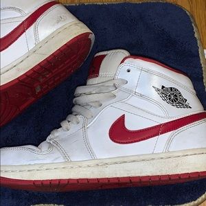 Nike retro 1 mids
